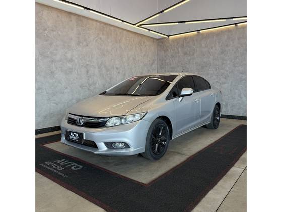 HONDA CIVIC 1.8 LXL 16V FLEX 4P MANUAL